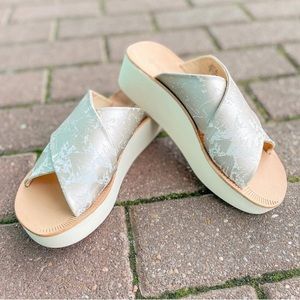 Olukai onohi platform sandal
